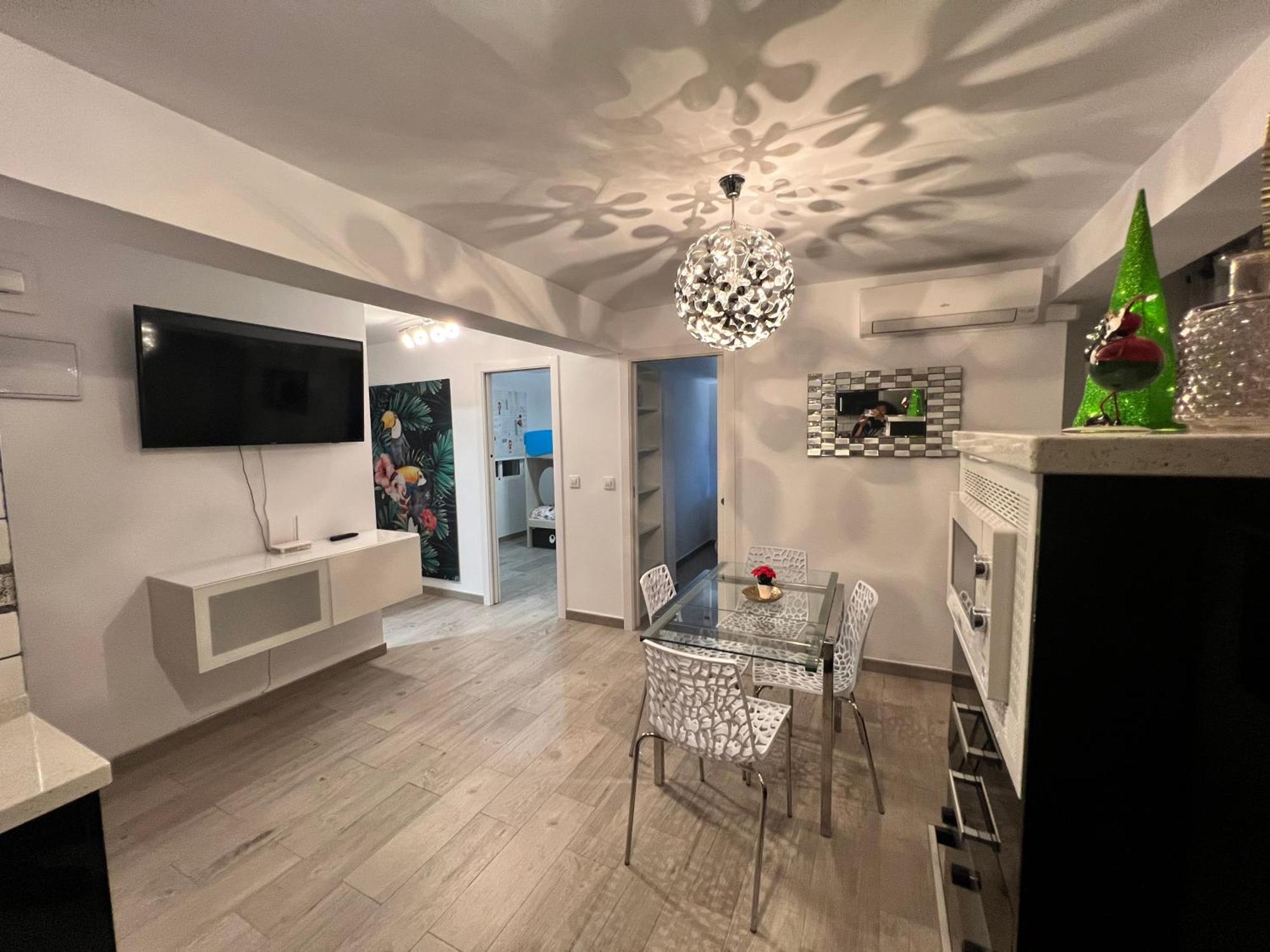 Apartamento Sevilla Enzo Eksteriør billede
